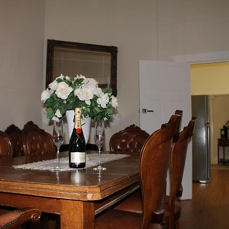 Mentor Chambers Apartment Bed & Breakfast Уест Уайлонг Екстериор снимка