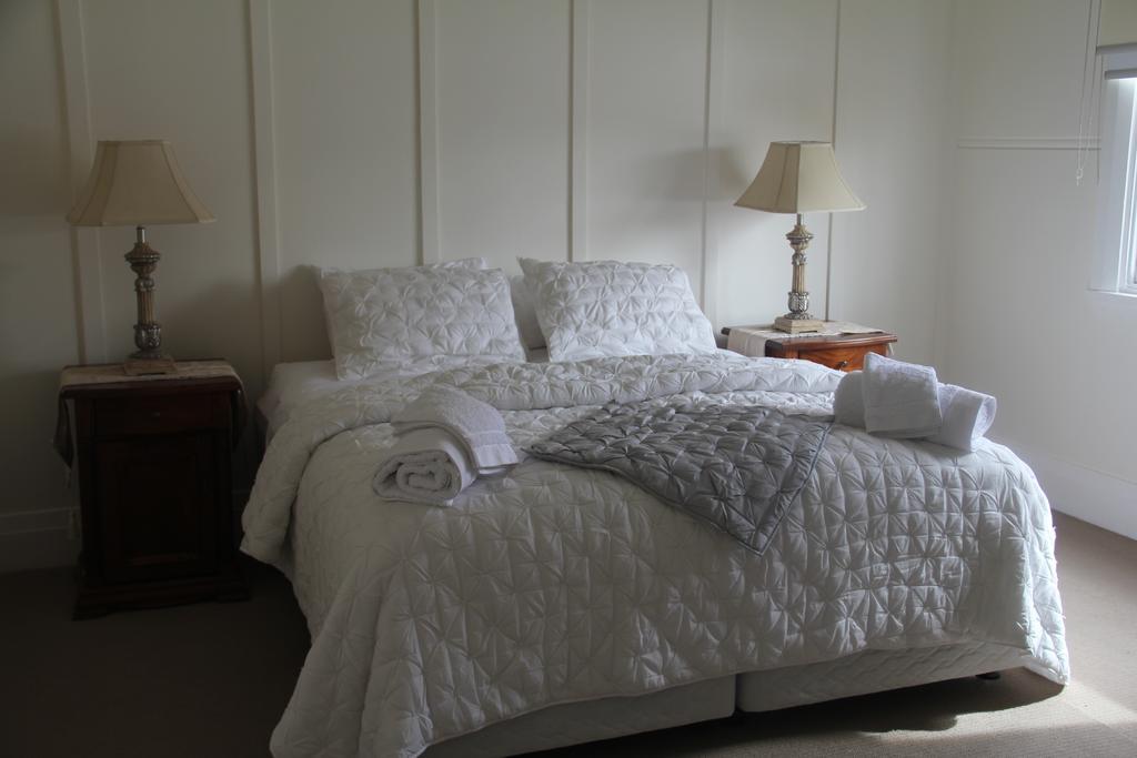Mentor Chambers Apartment Bed & Breakfast Уест Уайлонг Стая снимка