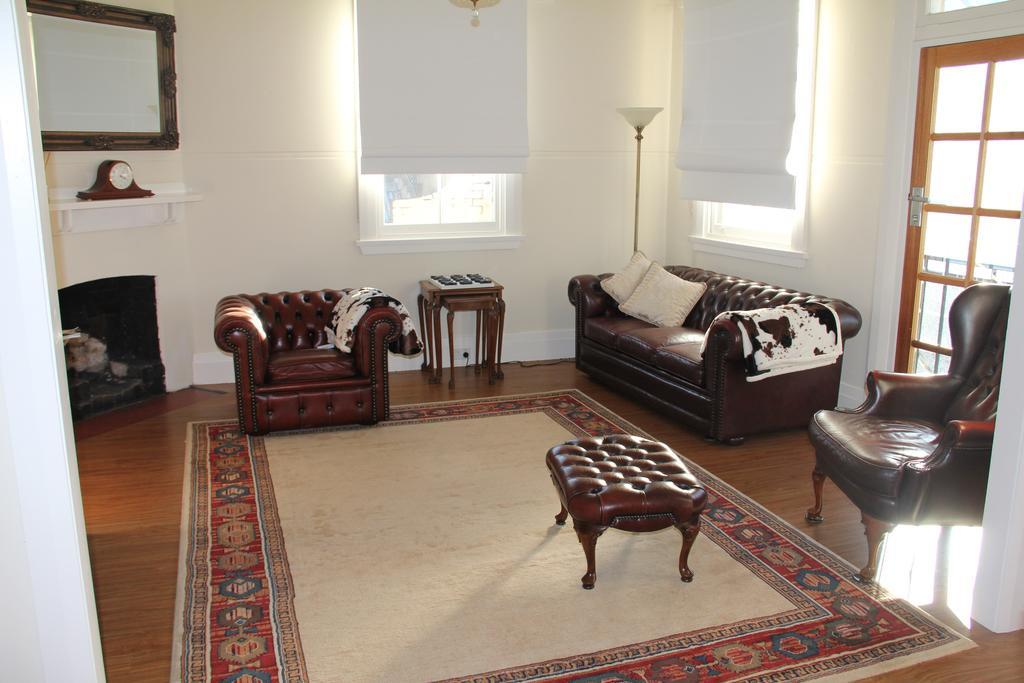 Mentor Chambers Apartment Bed & Breakfast Уест Уайлонг Екстериор снимка