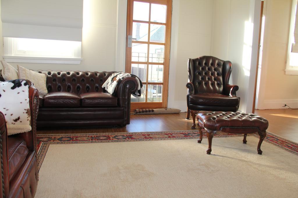 Mentor Chambers Apartment Bed & Breakfast Уест Уайлонг Екстериор снимка